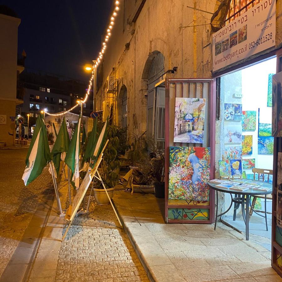 דירת סטודיו באווירת צימר במתחם נגה,דקה הליכה מהים. Тел Авив Екстериор снимка